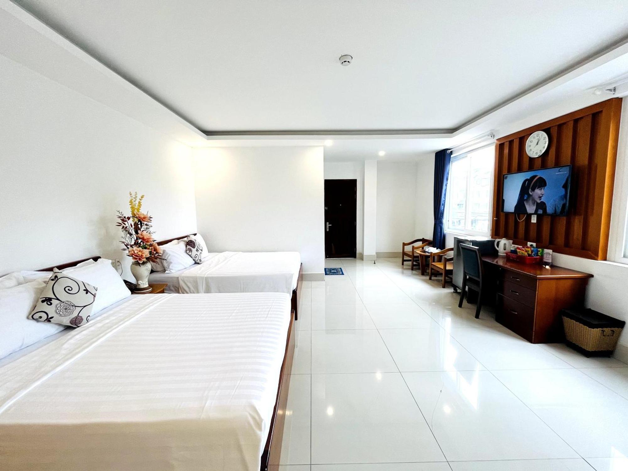 Palace Boutique Hotel Rạch Giá Exterior photo