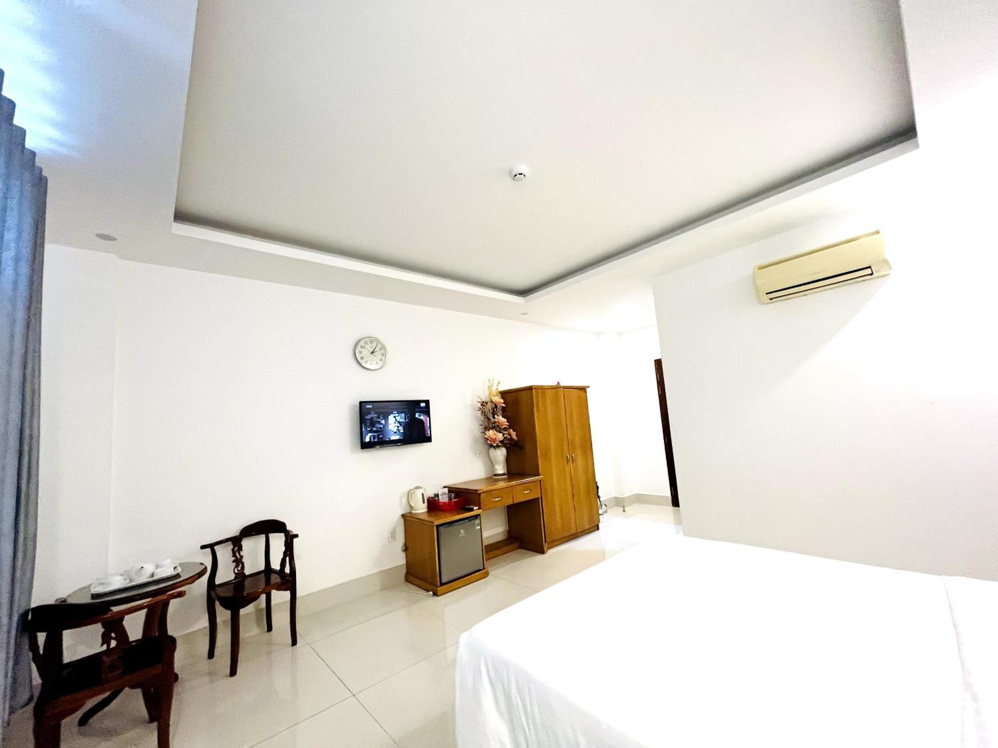 Palace Boutique Hotel Rạch Giá Exterior photo