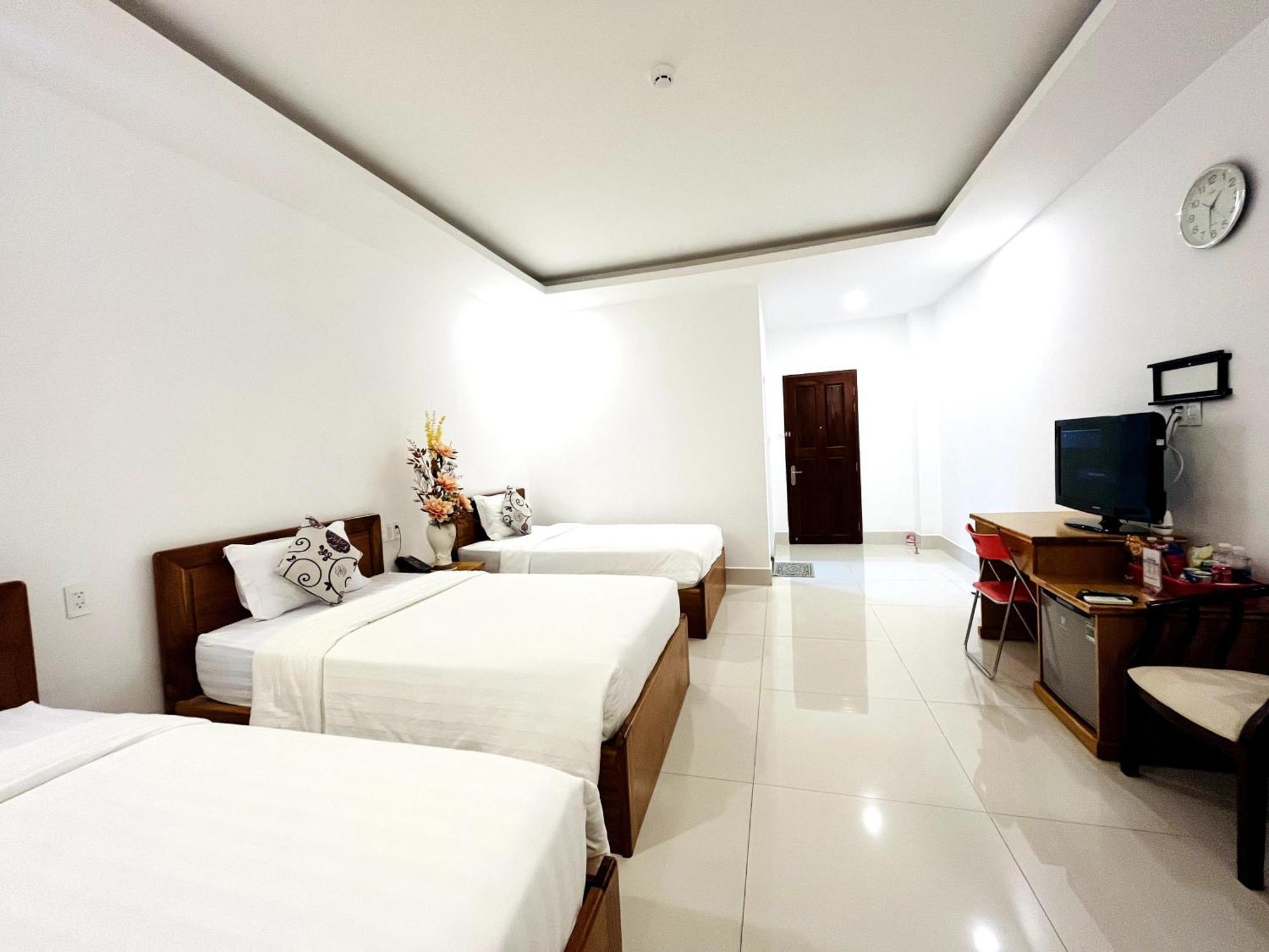 Palace Boutique Hotel Rạch Giá Exterior photo