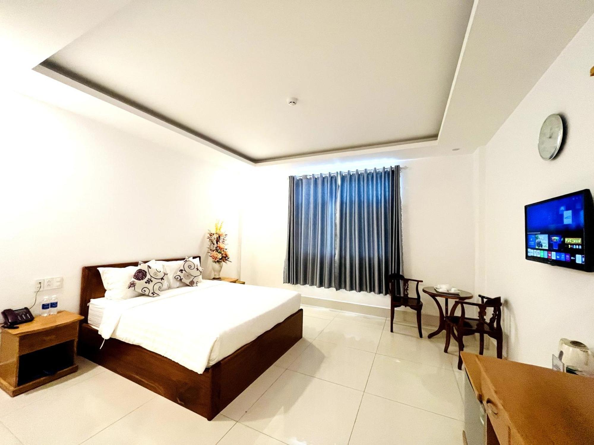 Palace Boutique Hotel Rạch Giá Exterior photo