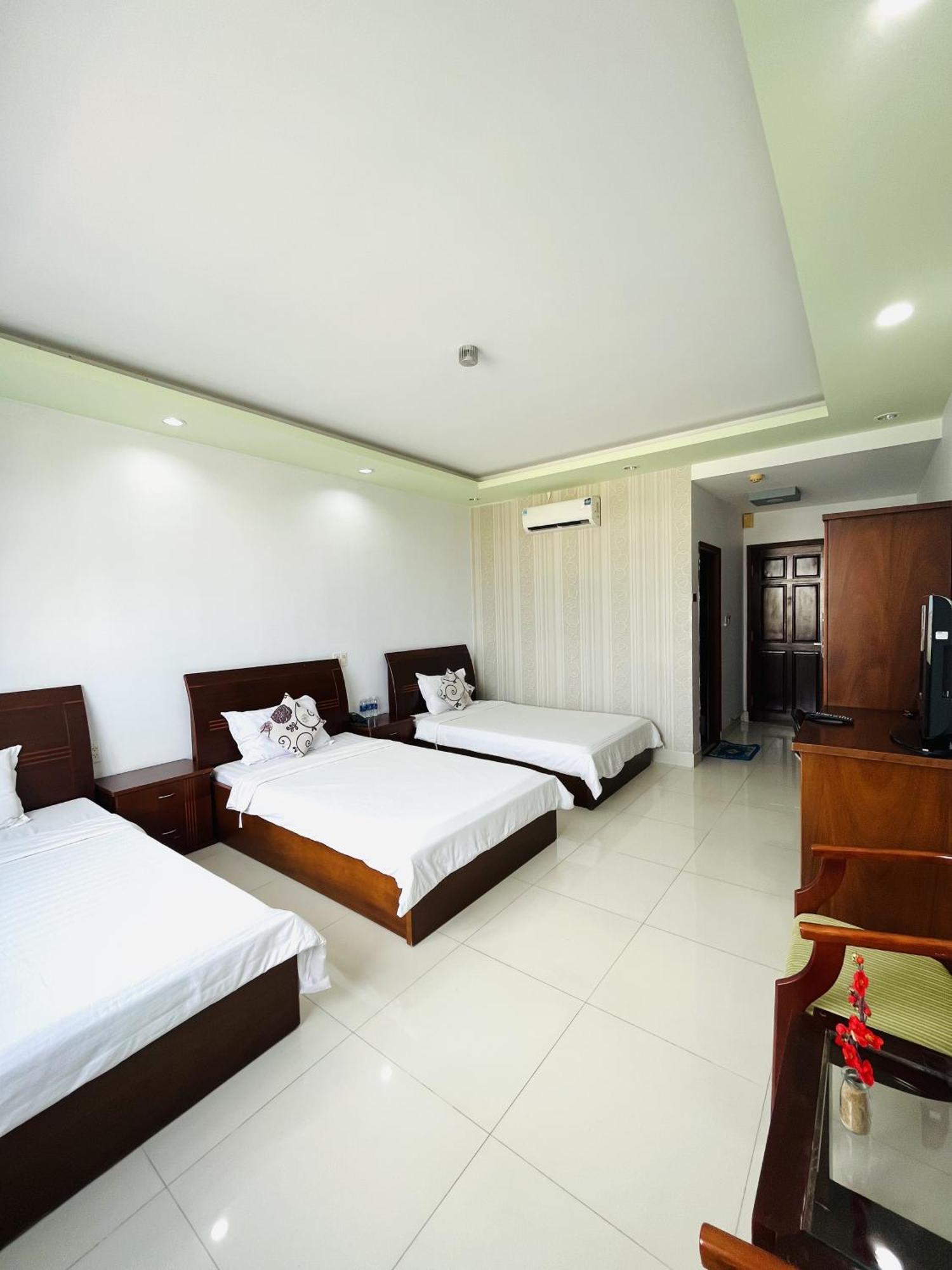 Palace Boutique Hotel Rạch Giá Exterior photo