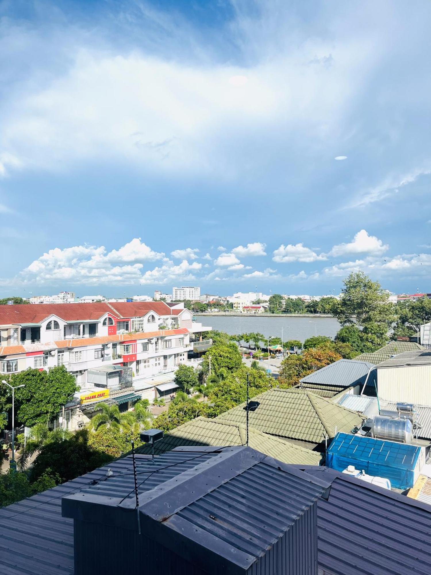 Palace Boutique Hotel Rạch Giá Exterior photo