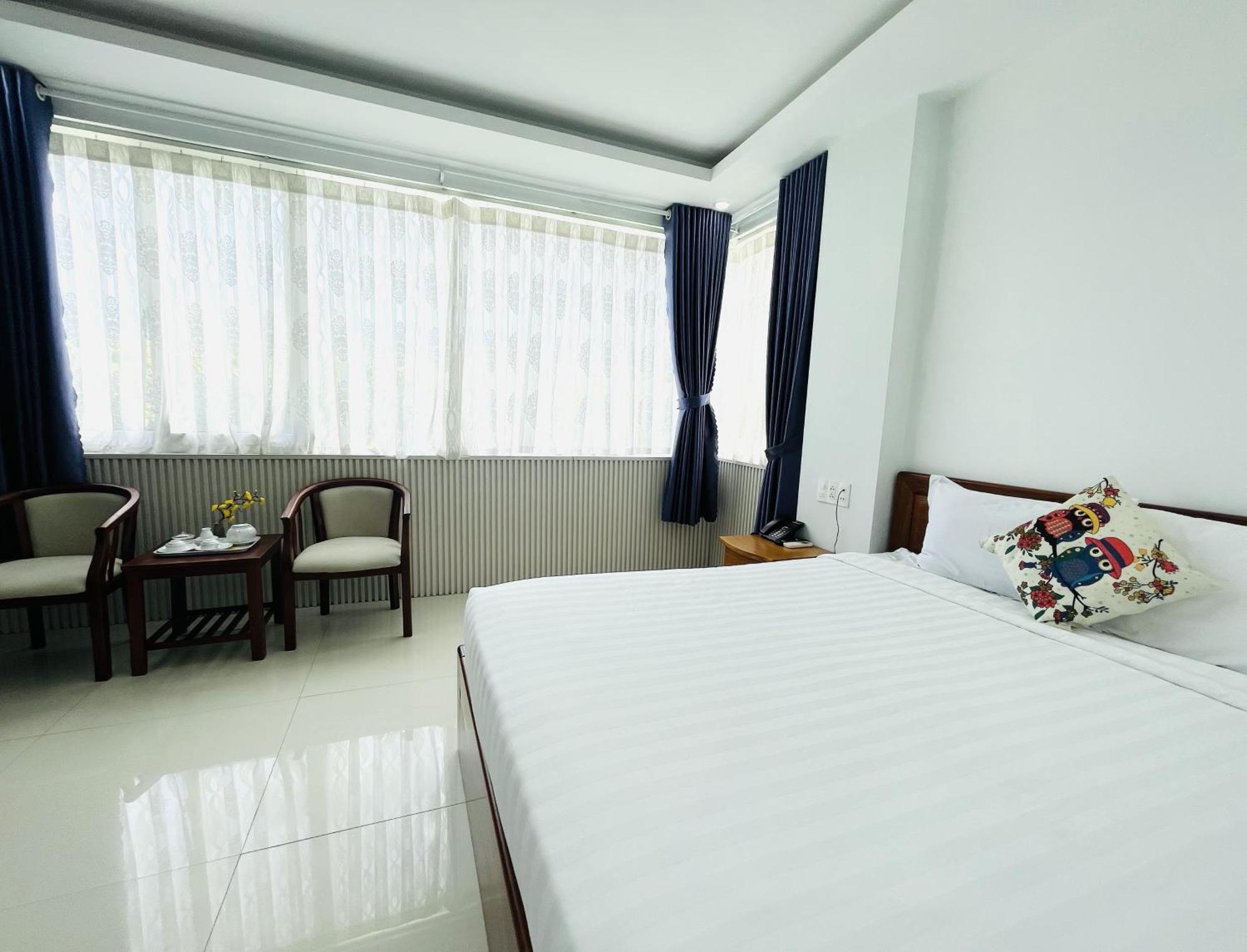 Palace Boutique Hotel Rạch Giá Exterior photo
