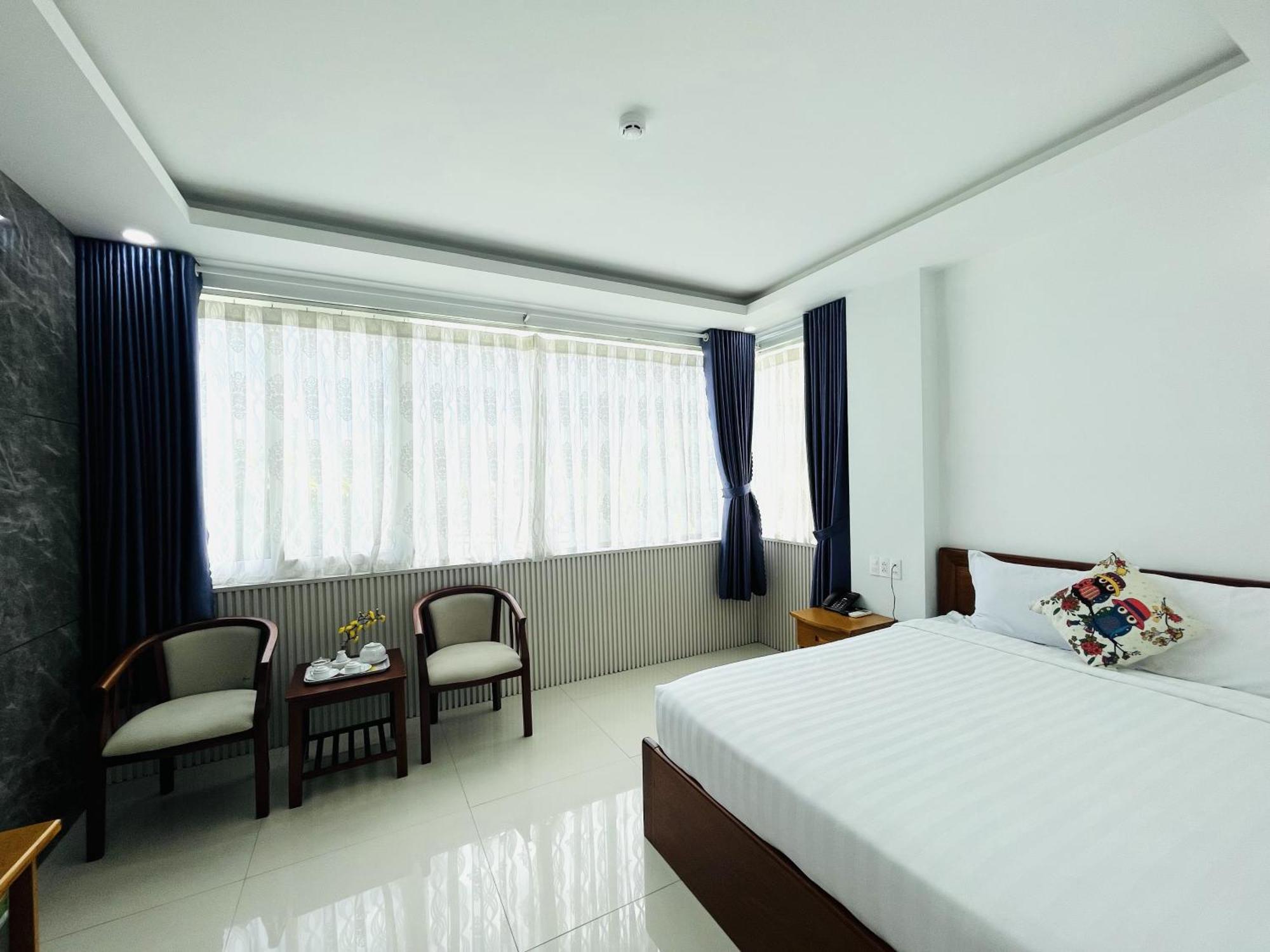 Palace Boutique Hotel Rạch Giá Exterior photo
